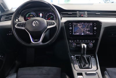 VW Passat GTE Highline+ Variant DSG