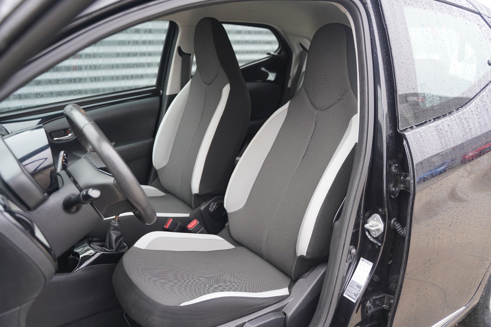 Billede af Toyota Aygo 1,0 VVT-i x-black