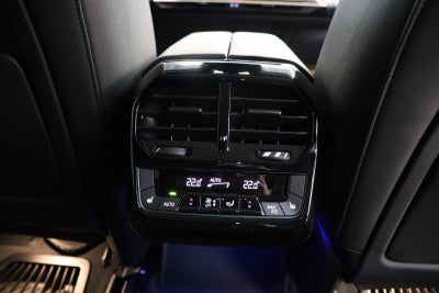 BMW iX xDrive40 Fully Charged
