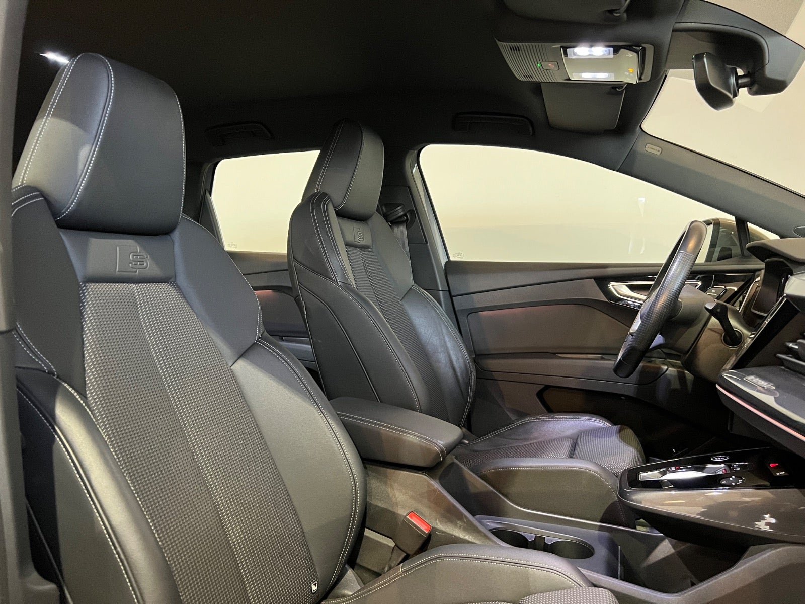 Audi Q4 e-tron S-line