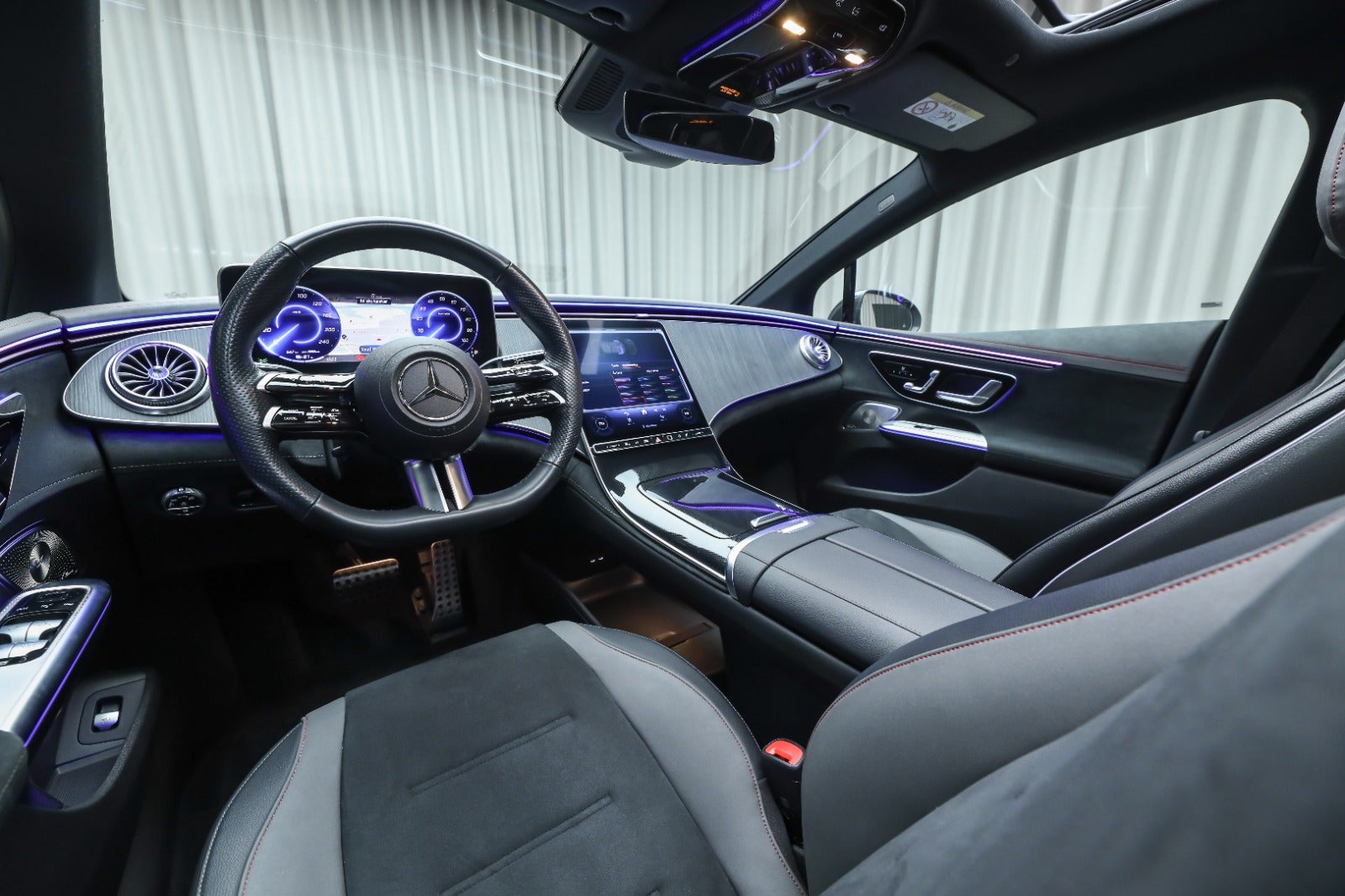 Mercedes-Benz EQE 350 (3/8)