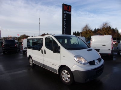 Renault Trafic T27 2,0 dCi 115 L1H1 Kombi 4d