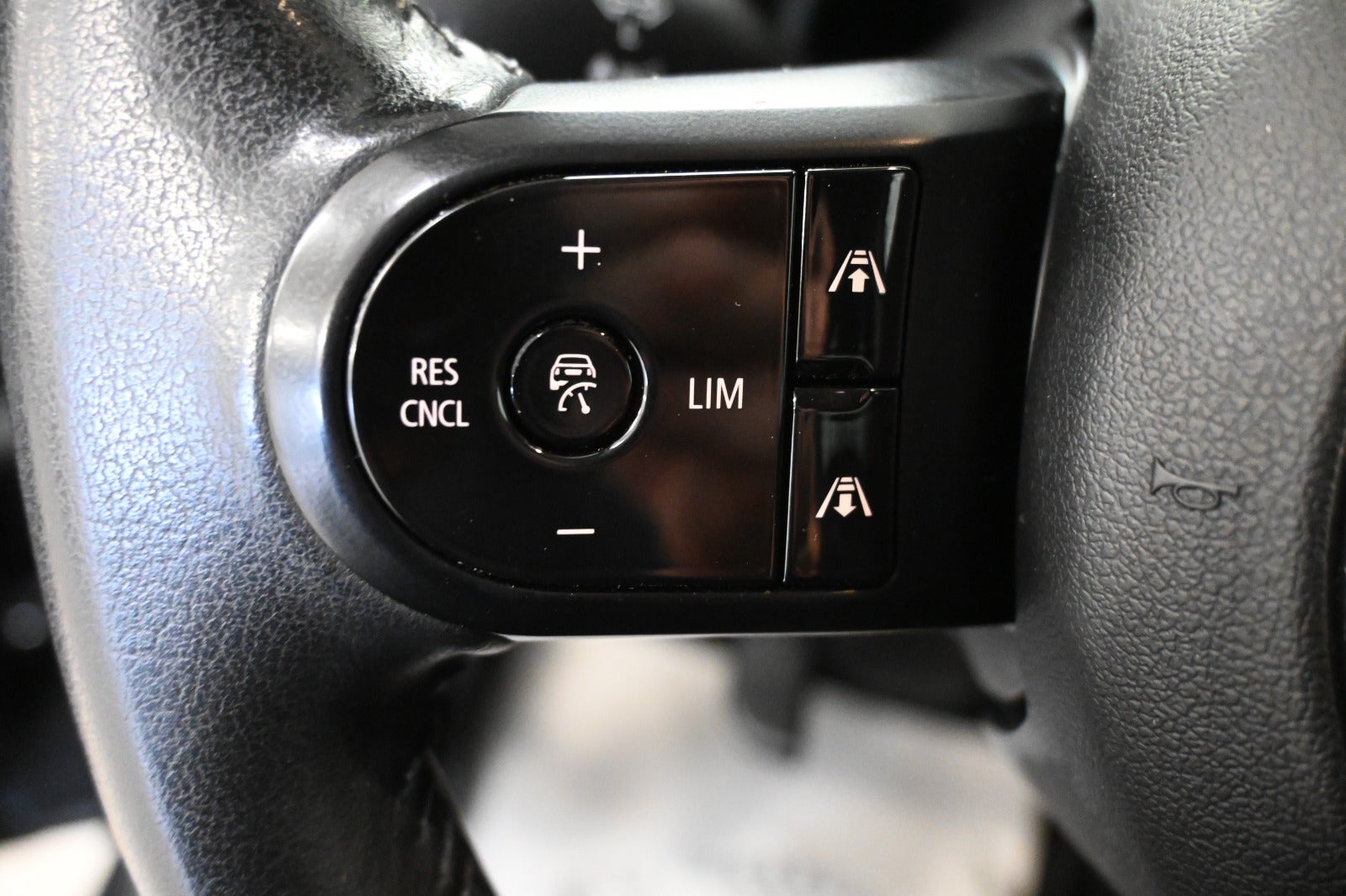 MINI Countryman Cooper SE Essential aut. ALL4