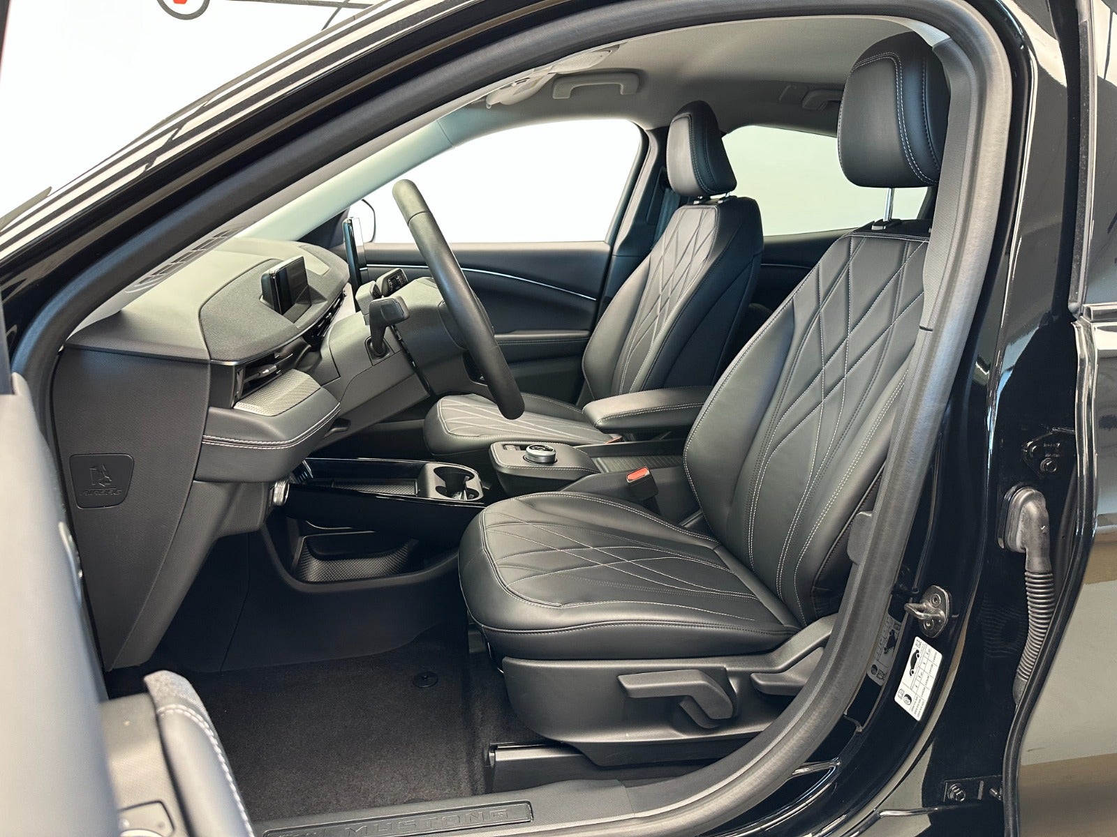 Billede af Ford Mustang Mach-E 75 Standard Range