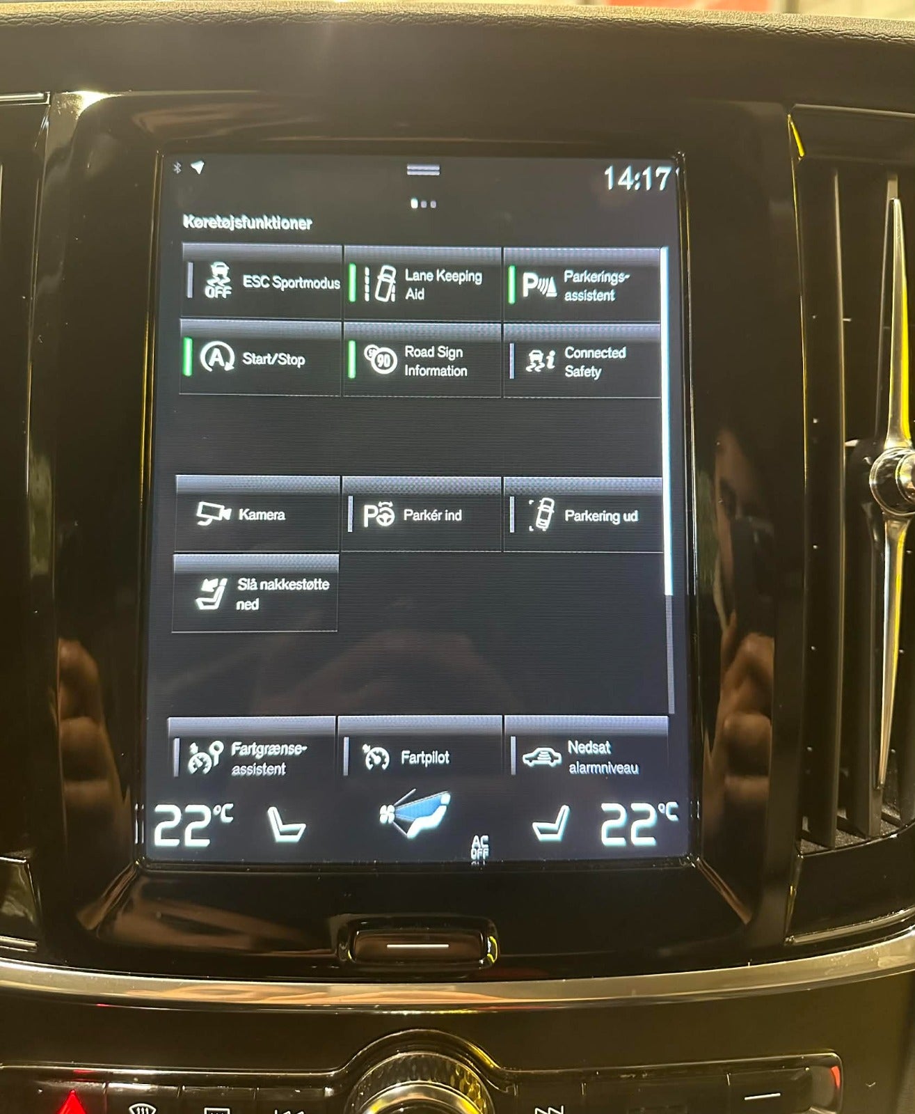 Billede af Volvo S90 2,0 T4 190 Momentum aut.