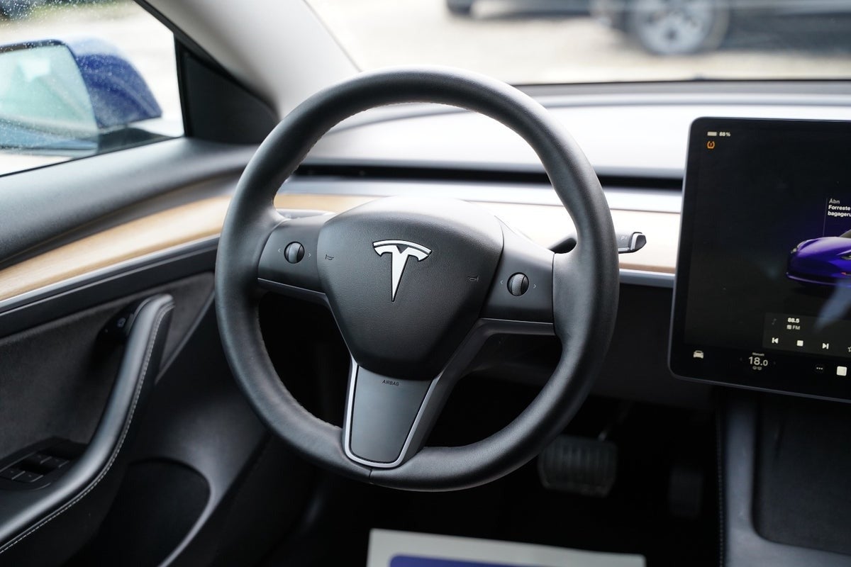 Billede af Tesla Model 3  RWD