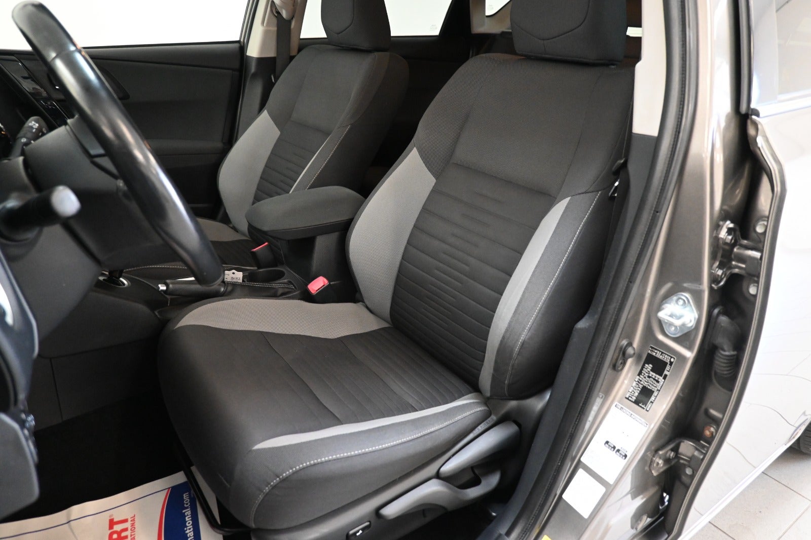 Toyota Auris Hybrid H2 Comfort CVT