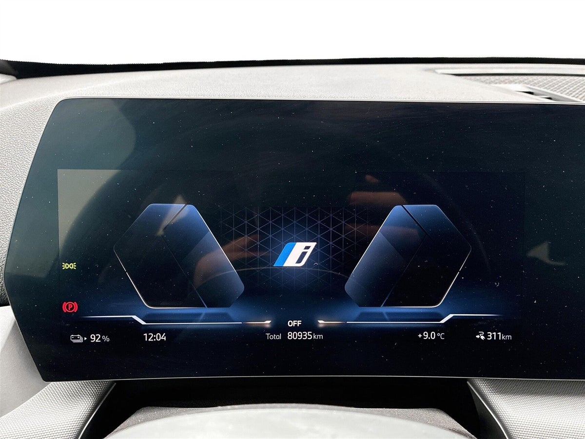 BMW iX1 xDrive30 billede 15