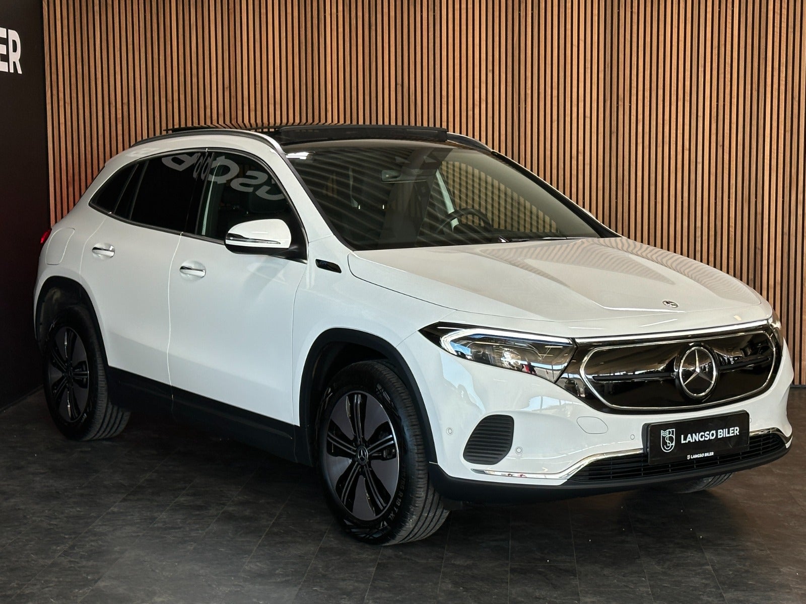 Billede af Mercedes EQA250  