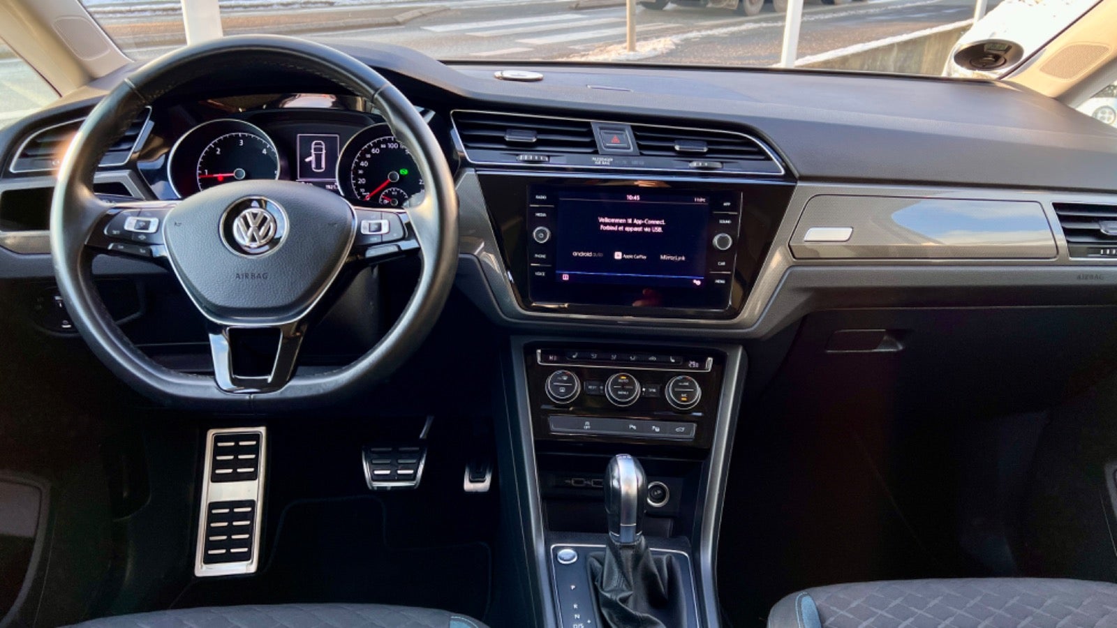 VW Touran TDi 150 IQ.Drive DSG 7prs