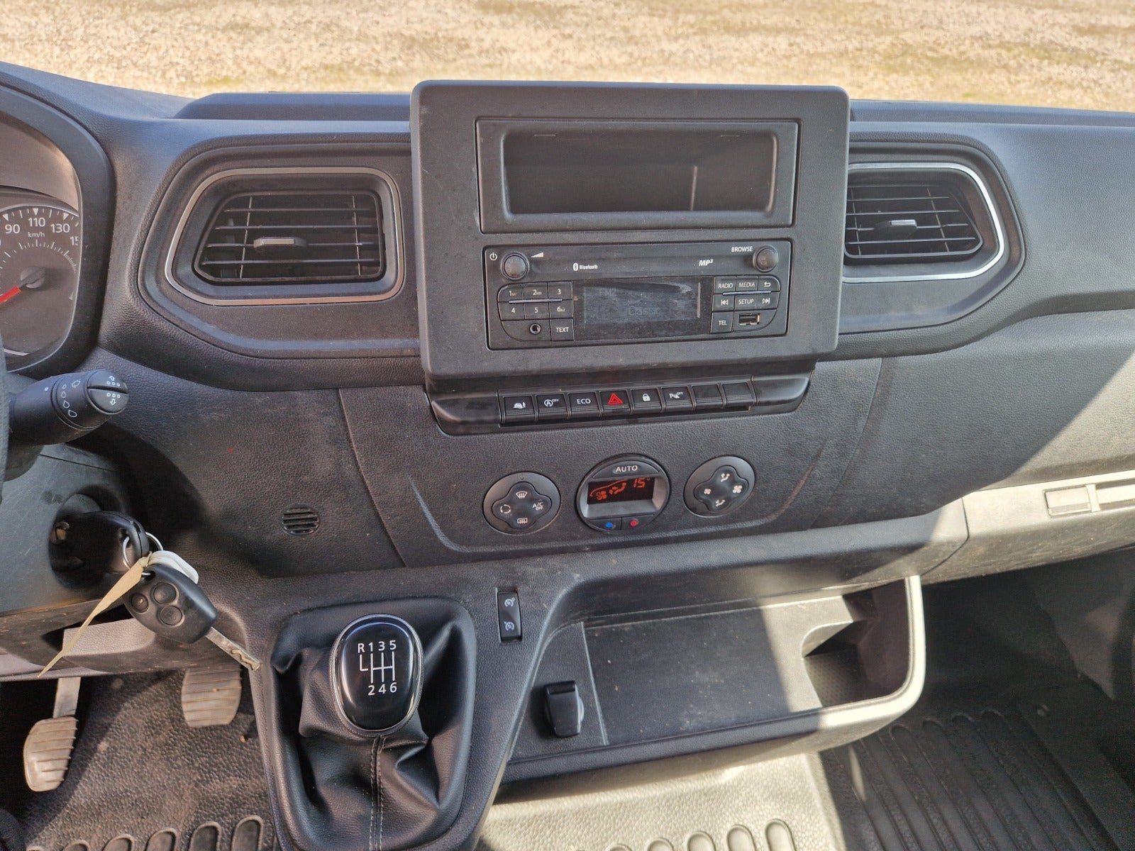 Billede af Nissan NV400 2,3 dCi 150 L2H2 Kassevogn