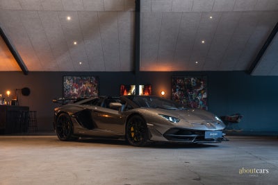 Lamborghini Aventador 6,5 SuperVeloce Jota Roadster 2d