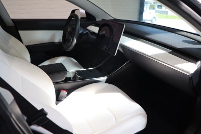 Tesla Model 3 Performance AWD