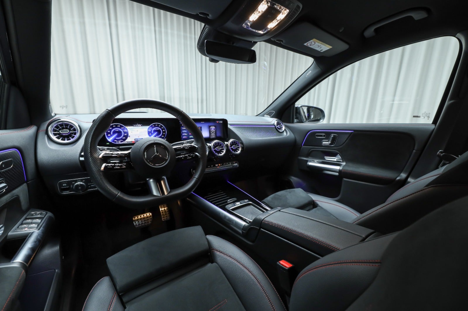 Mercedes-Benz EQA 250+ (4/8)