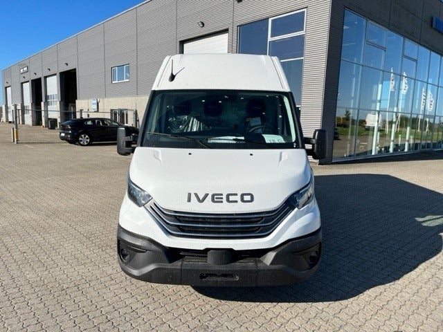Billede af Iveco Daily 3,0 35S18 12m³ Van AG8