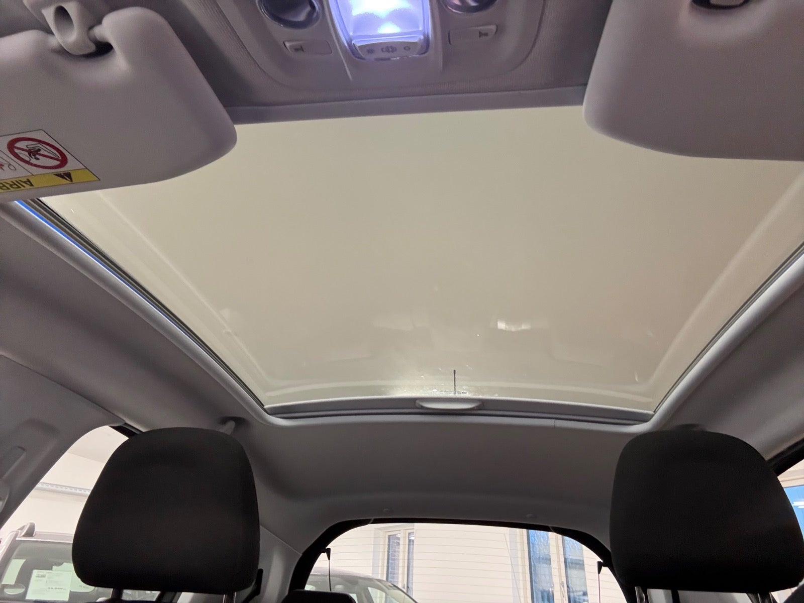 Billede af Peugeot 208 1,2 PureTech 82 Allure Sky