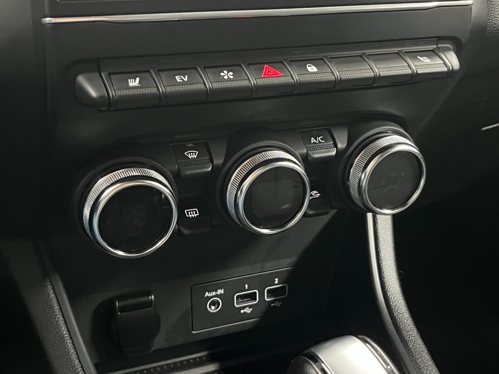 Billede af Renault Captur 1,6 E-Tech Intens