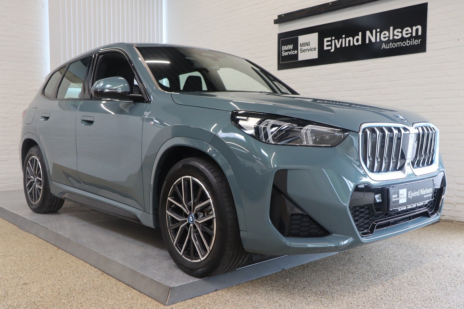 BMW iX1 xDrive30 M-Sport