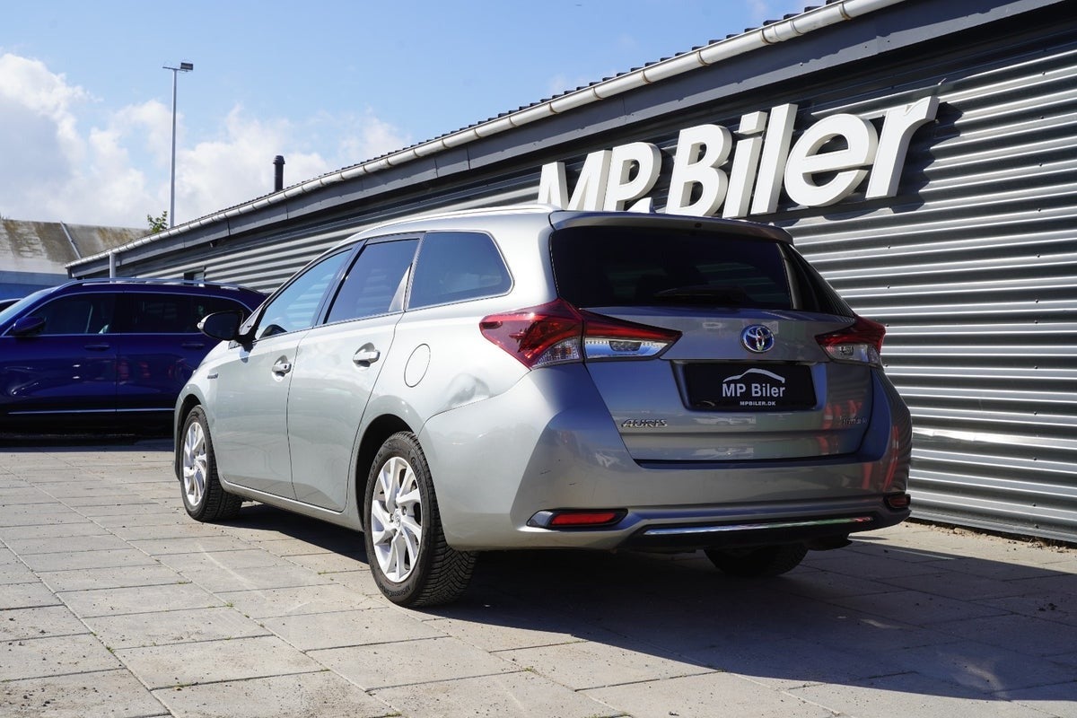 Billede af Toyota Auris 1,8 Hybrid H2 Comfort Touring Sports CVT
