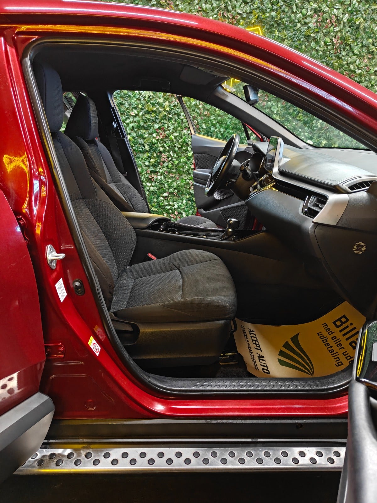 Billede af Toyota C-HR 1,8 Hybrid C-LUB CVT