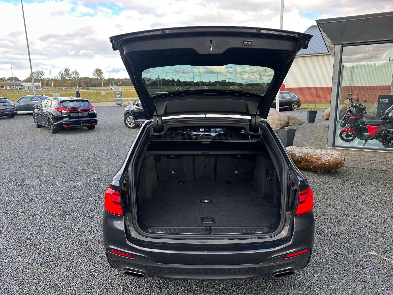 Billede af BMW 530d 3,0 Touring M-Sport xDrive aut.