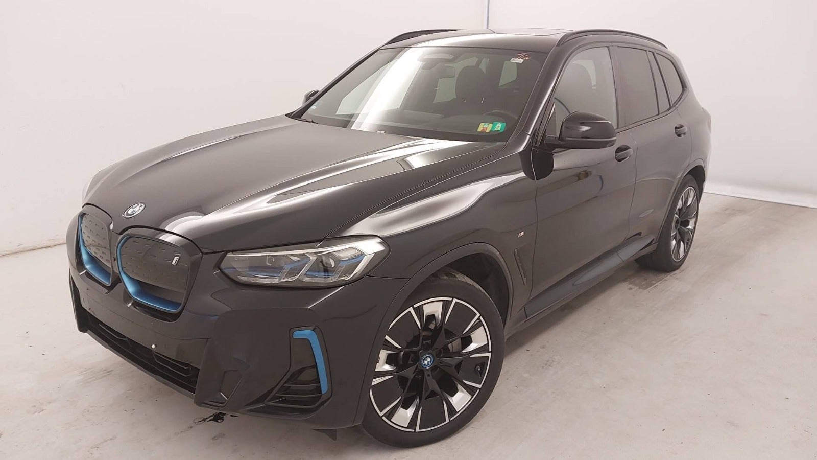 BMW iX3 Impressive M-Sport