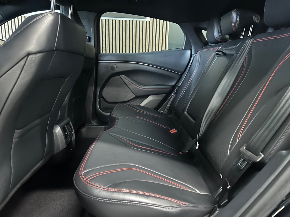Ford Mustang Mach-E Premium Extended Range AWD