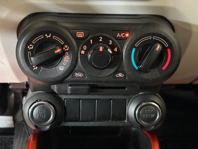 Suzuki Ignis Dualjet Club