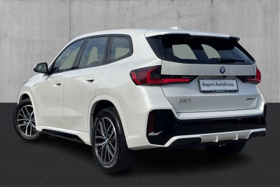 BMW iX1 eDrive20 M-Sport - 2