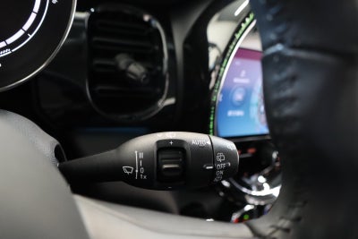 MINI Cooper SE Edition Premium Plus