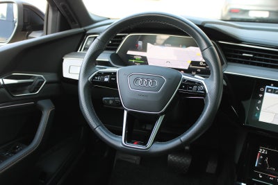 Audi e-tron Black Edition S-line Sportback quattro