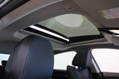 BMW i4 eDrive35 Charged