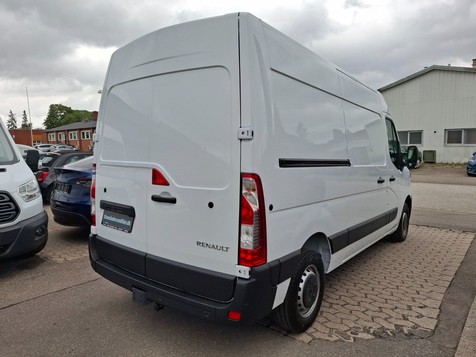 Renault Master IV T33 2024