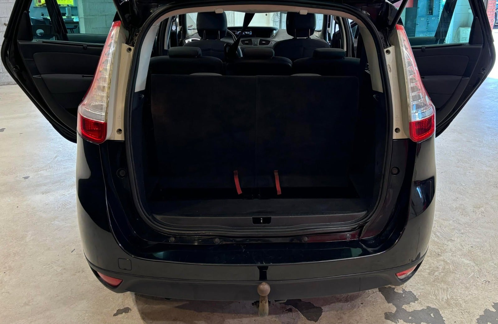 Billede af Renault Grand Scenic III 1,6 16V Expression 7prs