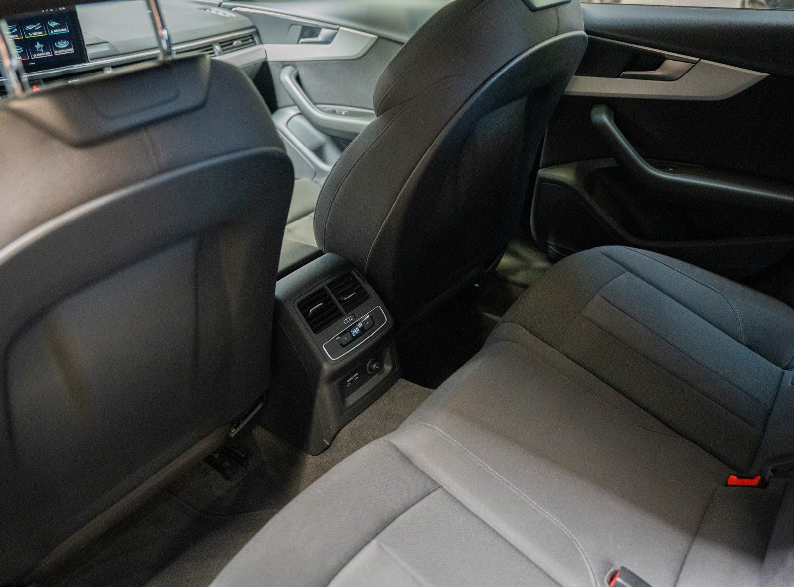 Billede af Audi A4 40 TFSi Prestige plus Avant S-tr.