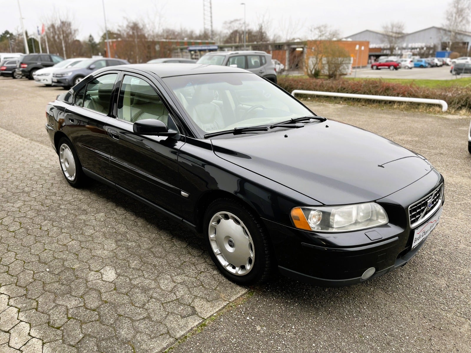 Billede af Volvo S60 2,4 140 Momentum aut.