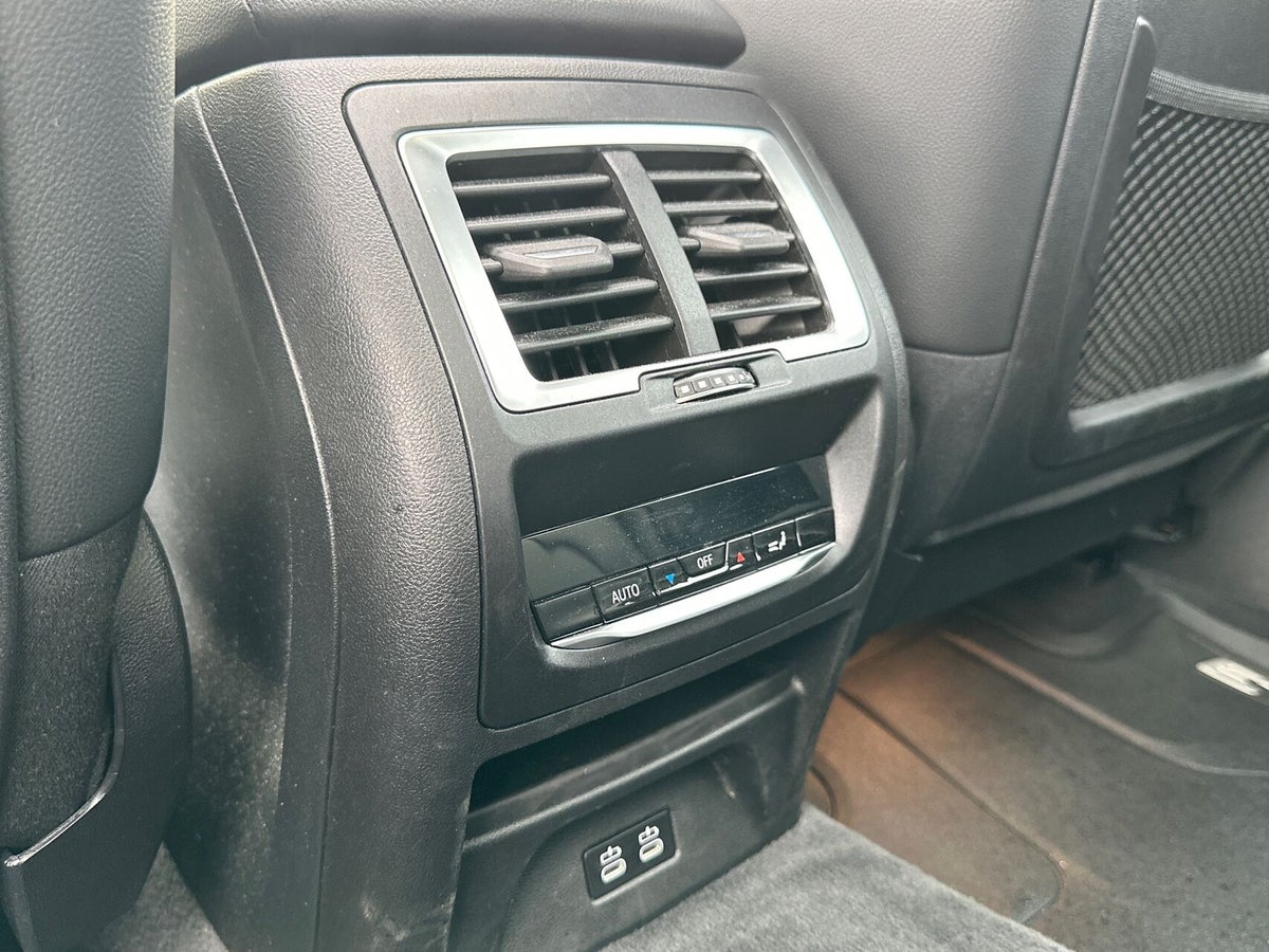 BMW iX3 Charged M-Sport billede 24