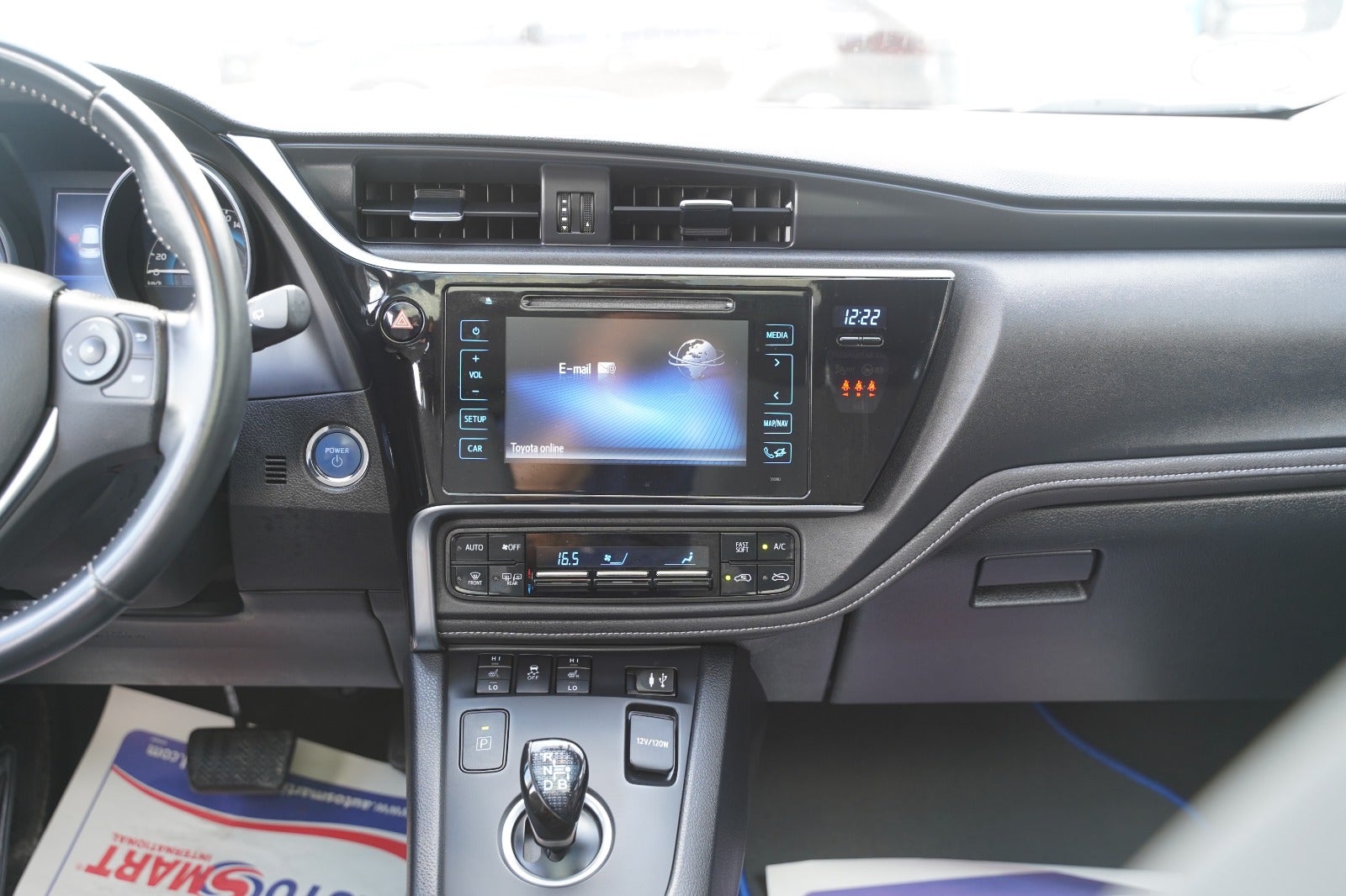 Billede af Toyota Auris 1,8 Hybrid H2 Style Skyview CVT