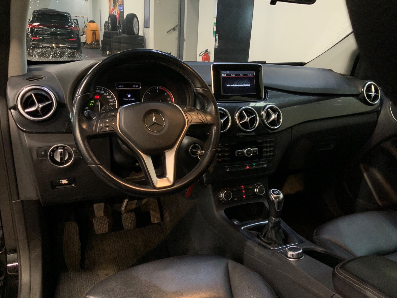 Mercedes-Benz B 180 (7/8)