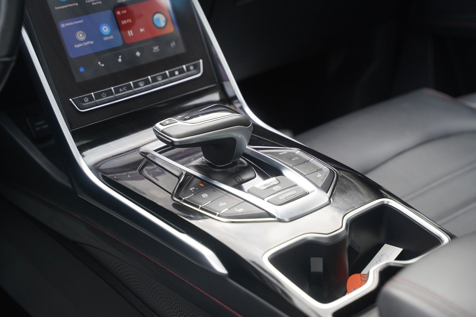 Billede af Maxus Euniq6 70