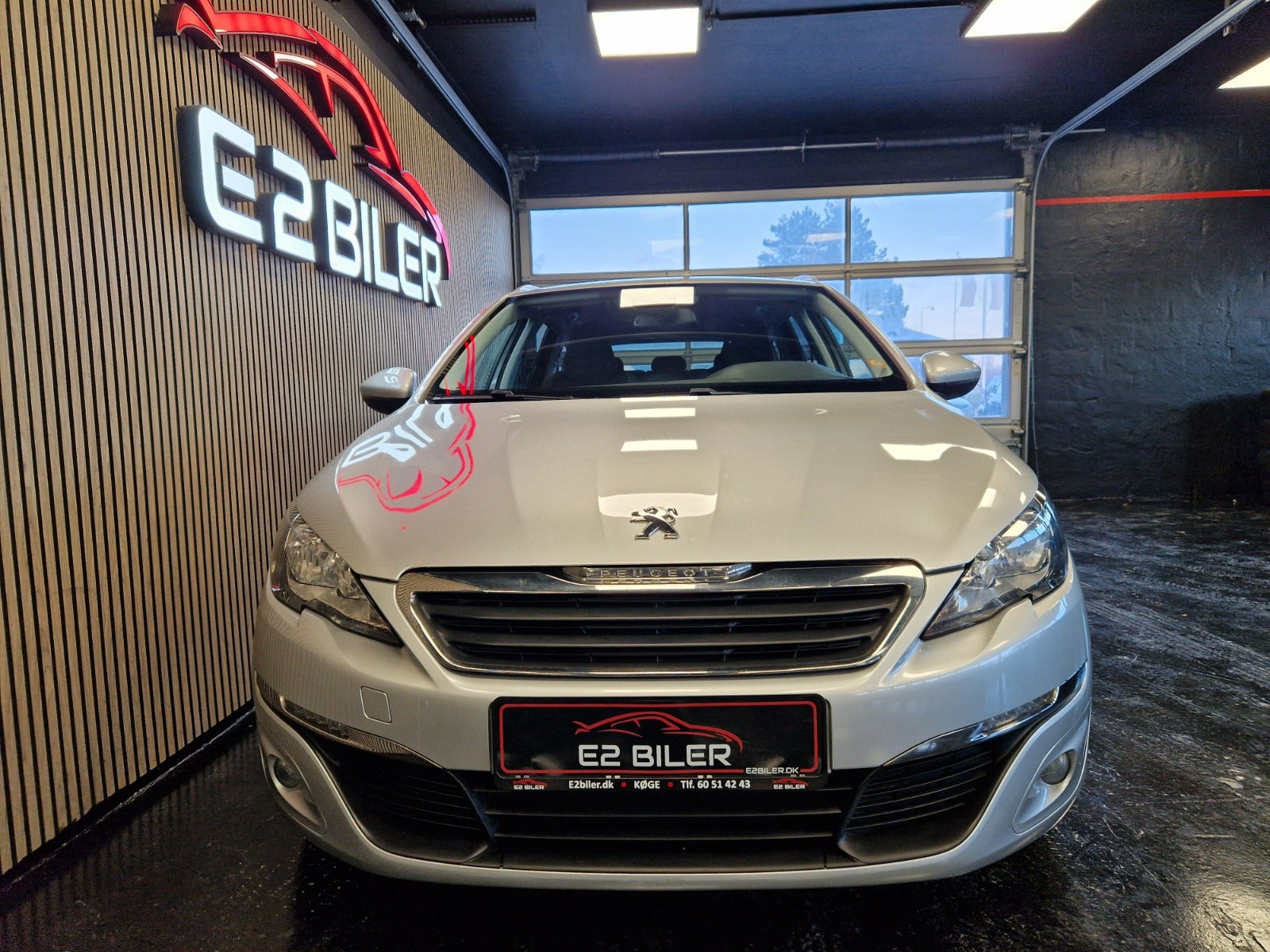 Peugeot 308 2016