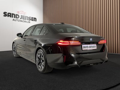 BMW i5 eDrive40 Fully Charged M-Sport