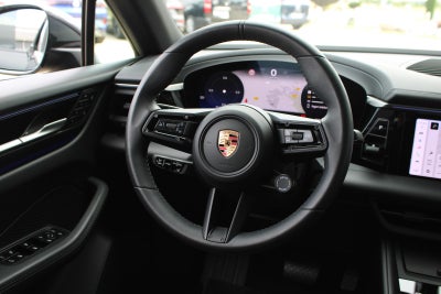 Porsche Macan 4 