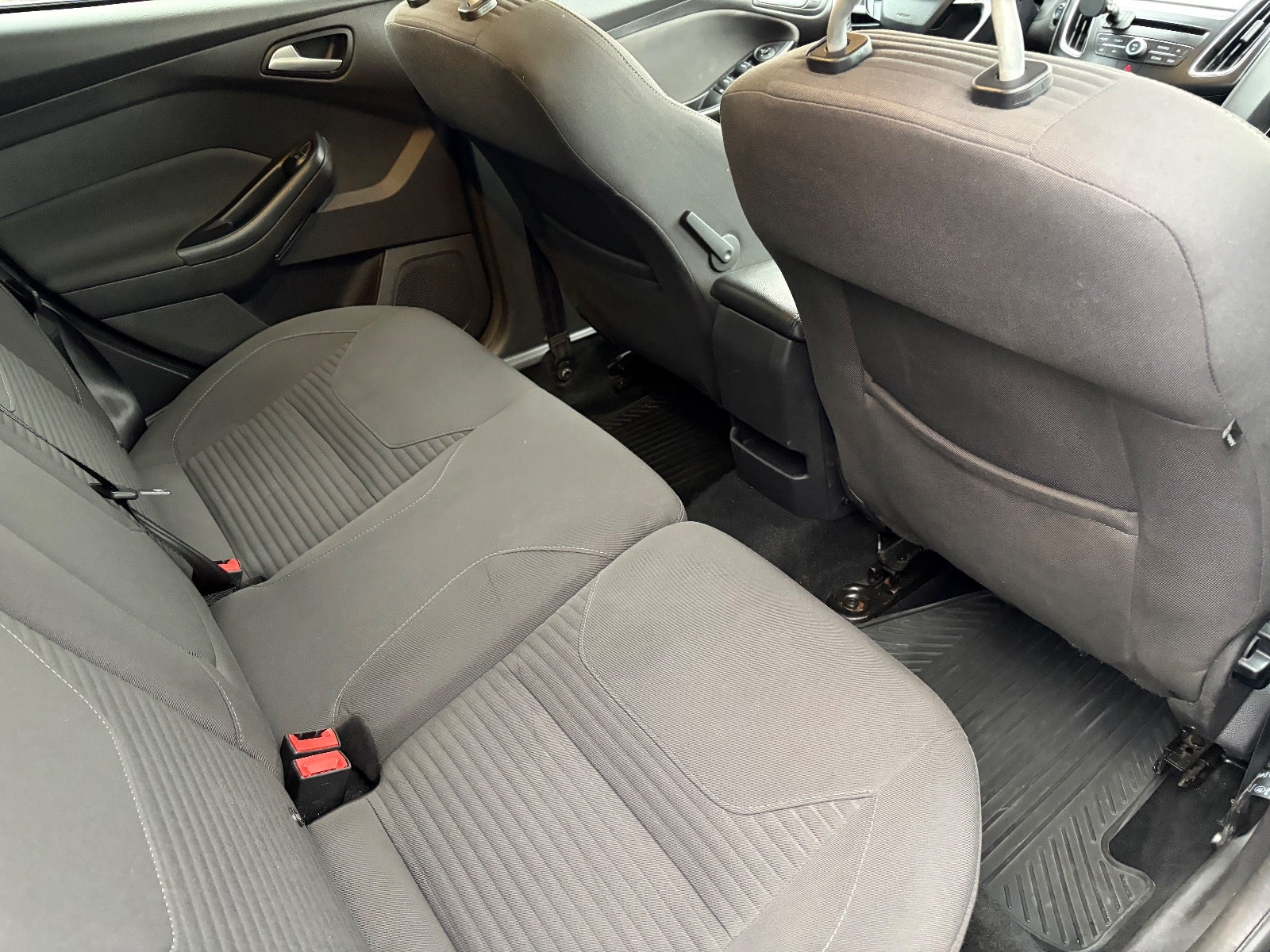 Ford Focus SCTi 100 Titanium stc.