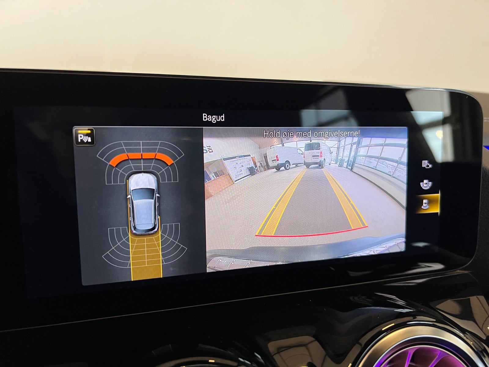 Mercedes EQA250 Electric Art