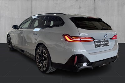 BMW i5 eDrive40 Touring Fully Charged M-Sport BMW i5 eDrive40 Touring Fully Charged M-Sport - 2