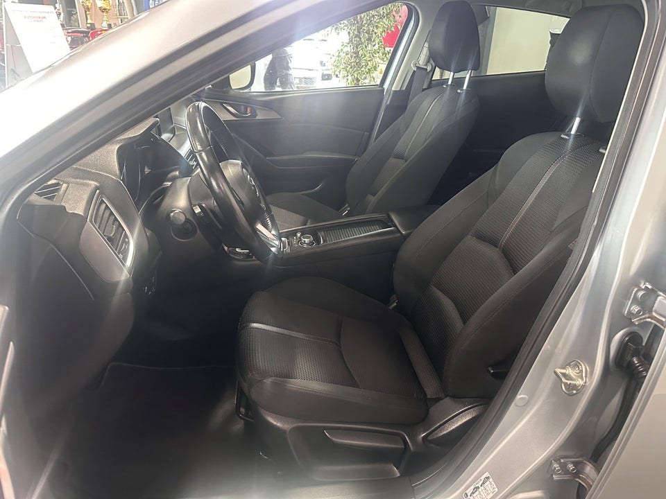 Mazda 3, Billede 4