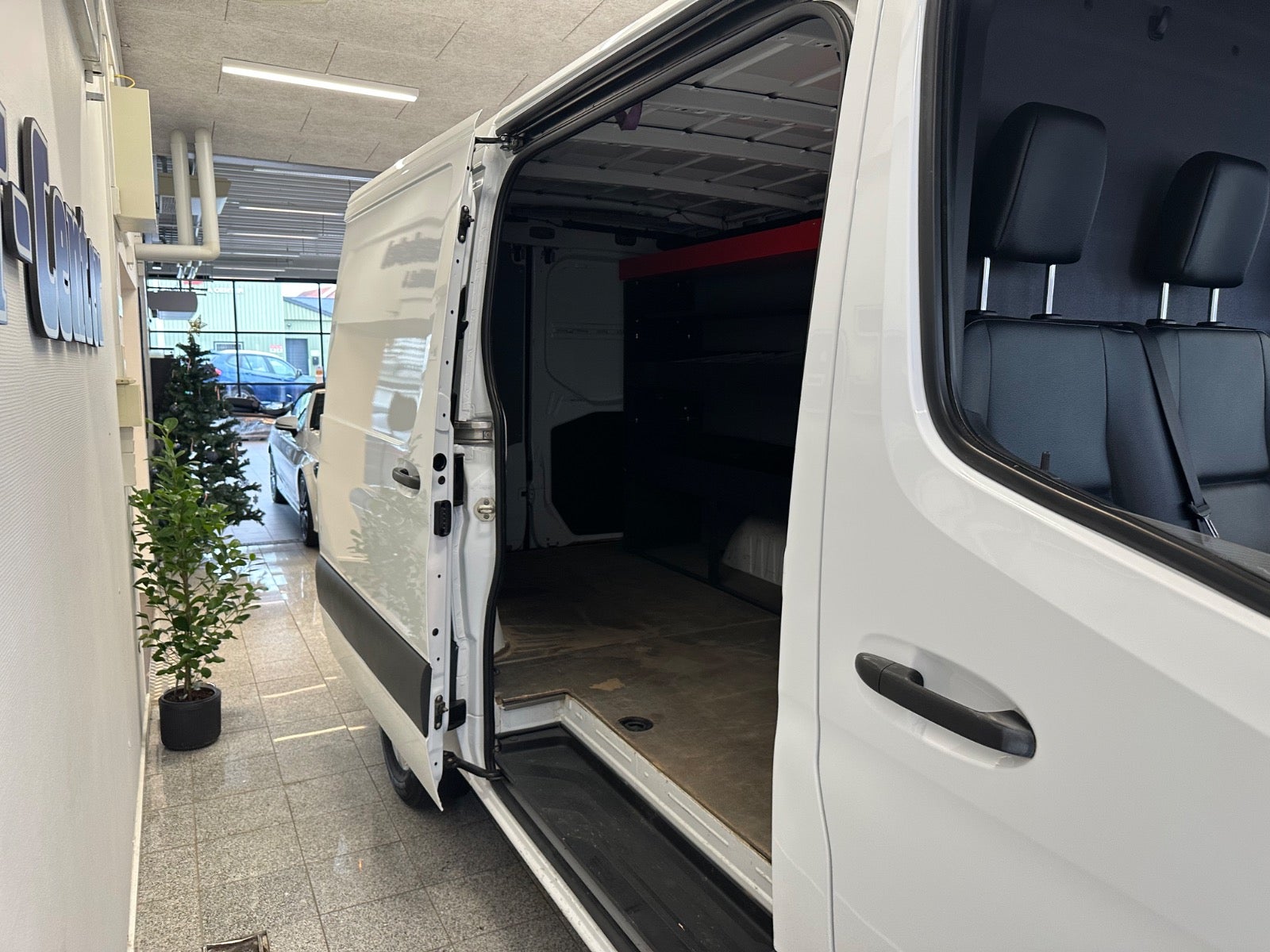 Billede af Mercedes Sprinter 316 2,2 CDi A2 Kassevogn aut. RWD