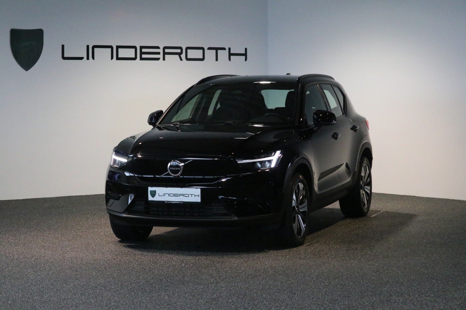 Volvo XC40 P6 ReCharge Plus 5d - 1