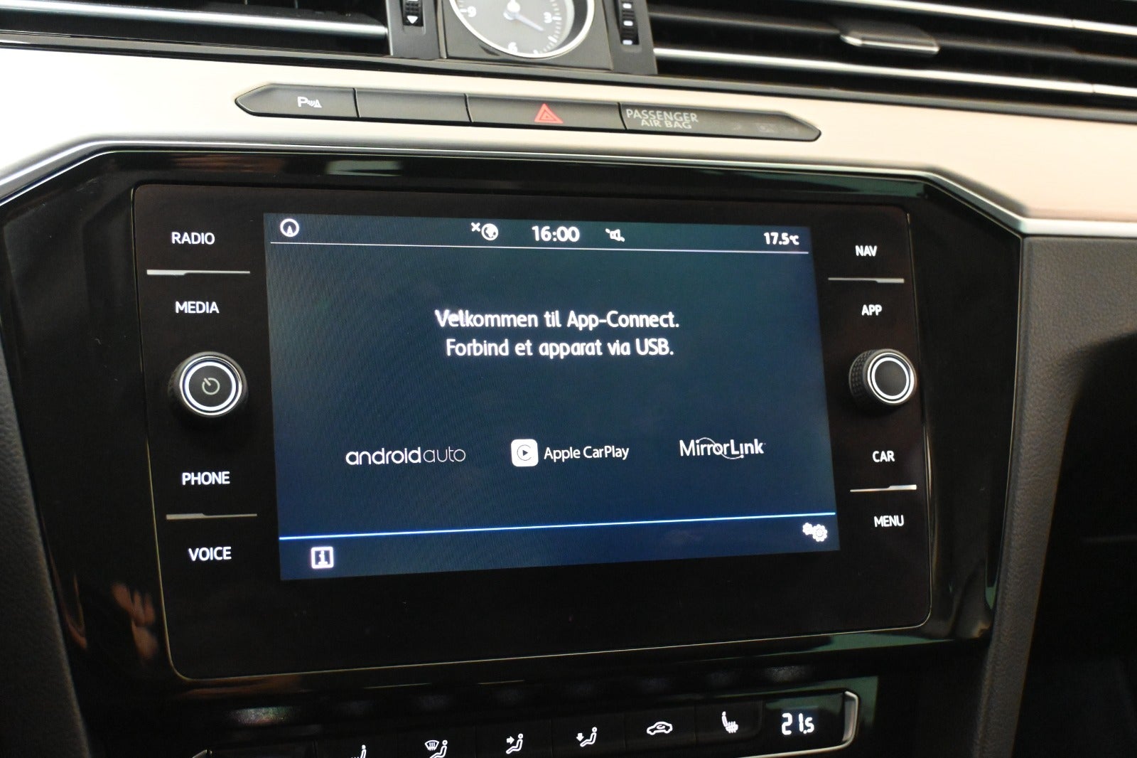 VW Passat TSi 150 Highline Premium Variant DSG